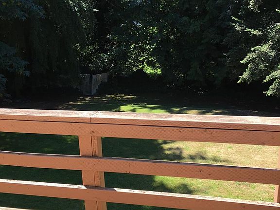 View of deck and Yard