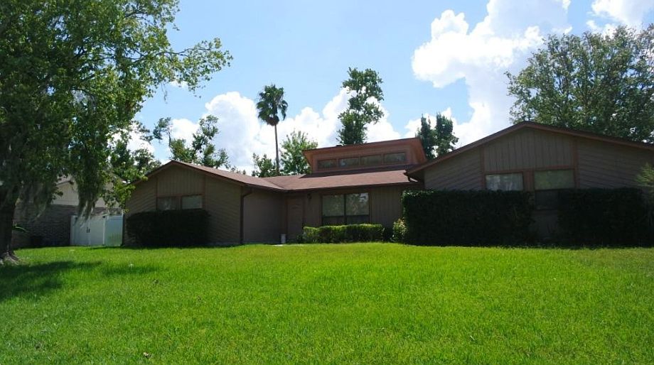 1st image of 458 Kevin Dr