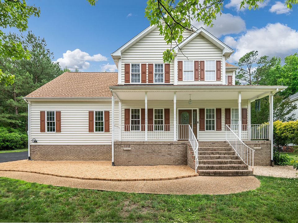 1st image of 619 Greyshire Dr