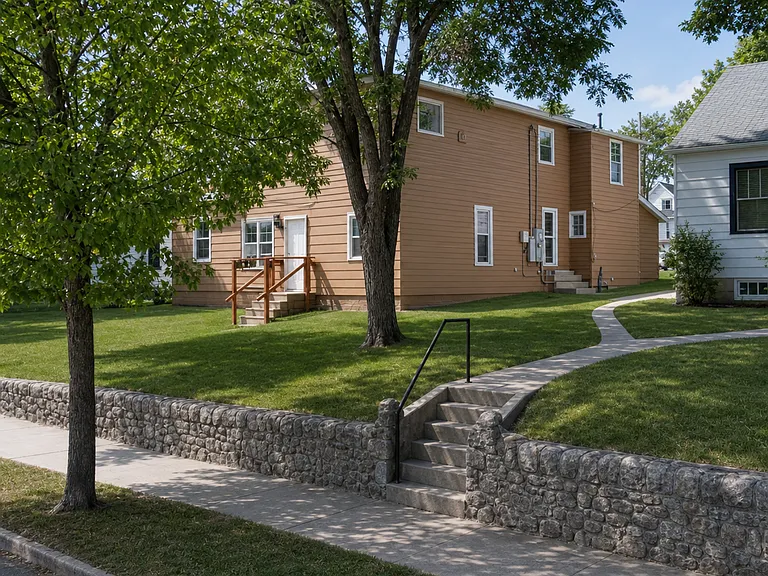 407 7th St NE Staples, MN 56479 — Photo 13