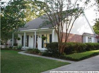 17169 Northlake Dr, Prairieville, LA 70769