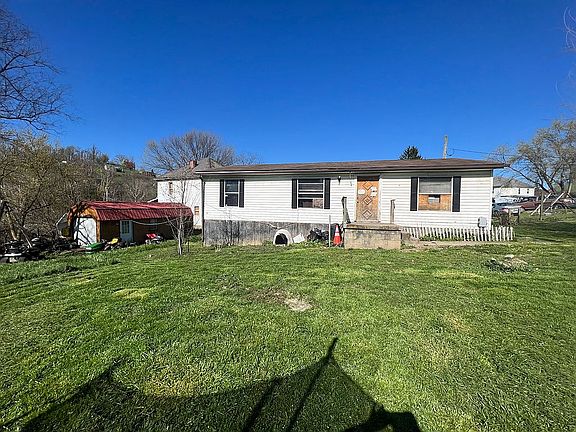 2nd image of 42 Torie Ln