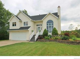 9925 Tonawanda Creek Rd, Clarence Center, NY 14032