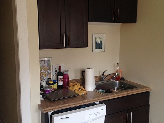 3rd image of 1676 N Van Buren St APT 2