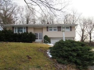 47 Linda Ct, Naugatuck, CT 06770