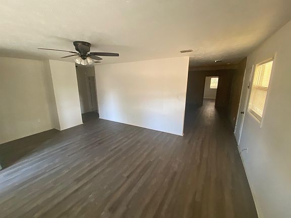 5th image of 3621 S Lakewood Dr