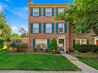 8218 Doctor Craik Ct, Alexandria, VA 22306