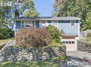 105 Hamilton Rd, Waltham, MA 02453