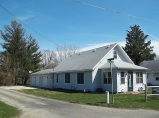 619 W Monroe Ave, Charleston, IL 61920