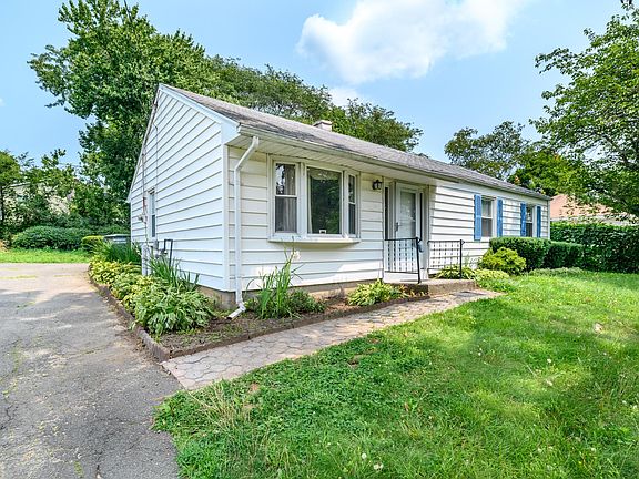 2nd image of 472 Anton Dr