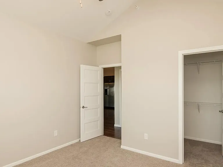 475 Penn Ct #15 — Photo 11
