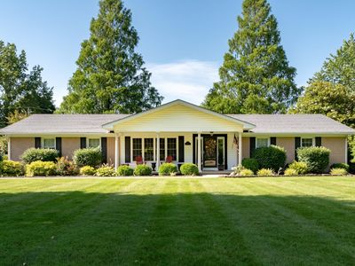 1201 E Poplar St, Herrin, IL, 62948
