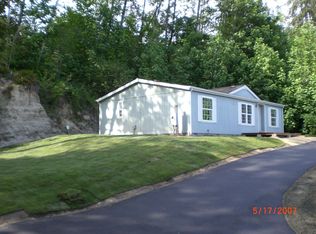 100 NE Lorrain Ct, Belfair, WA 98528