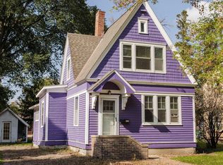 108 W 5th St, Morris, MN 56267