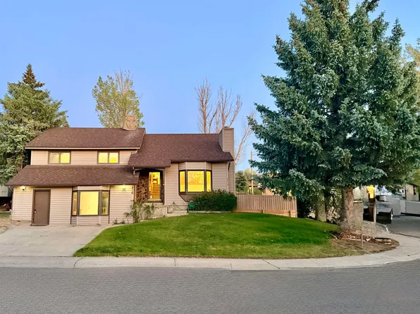 216 Taylor St, Rock Springs, WY 82901
