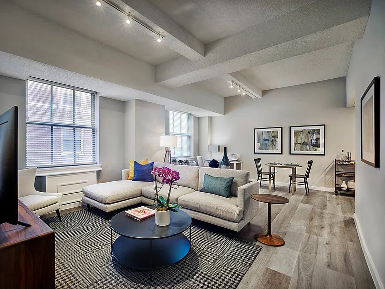 The Franklin Residences — Photo 1