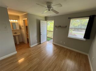 5608 Cougar Dr APT 219, Austin, TX 78745