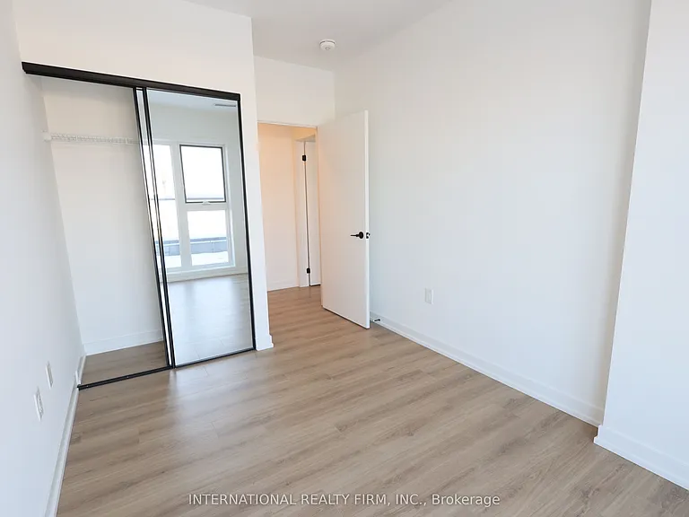 20 Lagerfeld Dr N #B-020 — Photo 24