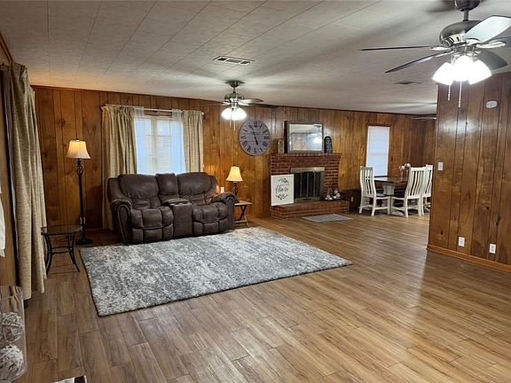4th image of 109 Murrell Ln