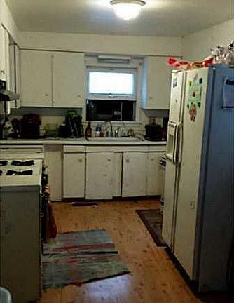 4th image of 803 S 32nd St