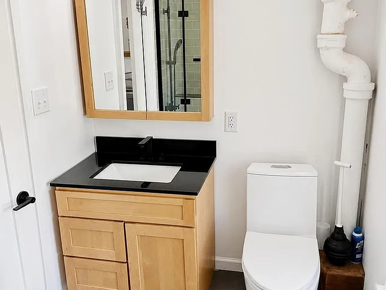 727 Warren St #5 — Photo 7