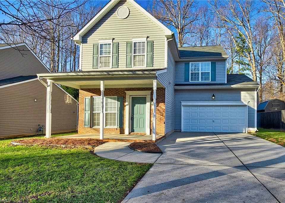 1st image of 913 Woodlake Dr