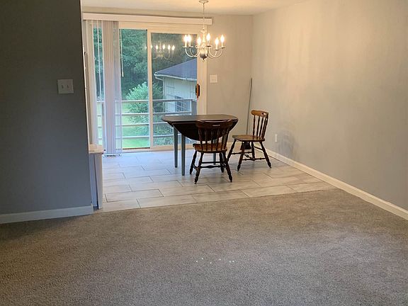 3rd image of 53648 Kennedy Dr