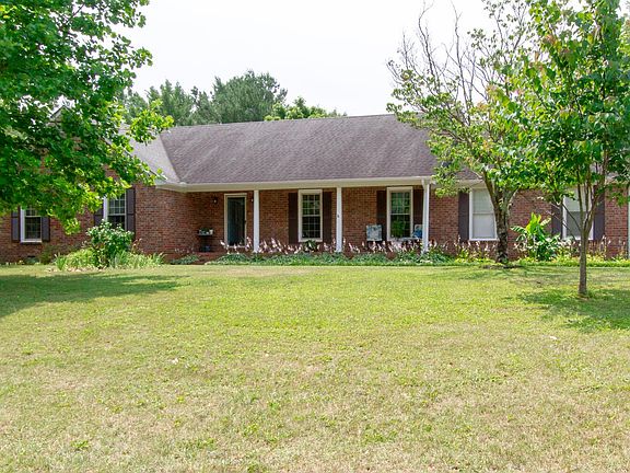 2nd image of 707 Majesty Dr