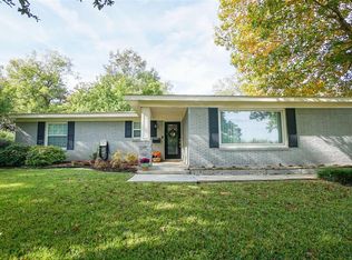 1708 Versailles Rd, Fort Worth, TX 76116