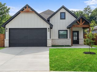 510 Paradise St, Fort Worth, TX 76111
