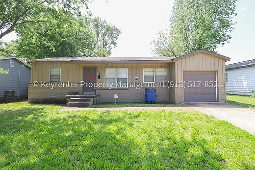 230 E 51st Pl N Photo 1