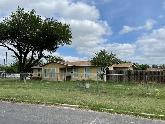 2nd image of 2555 W Huisache Ave