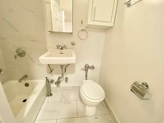 Rented by JM Preston Properties LLC | media 8