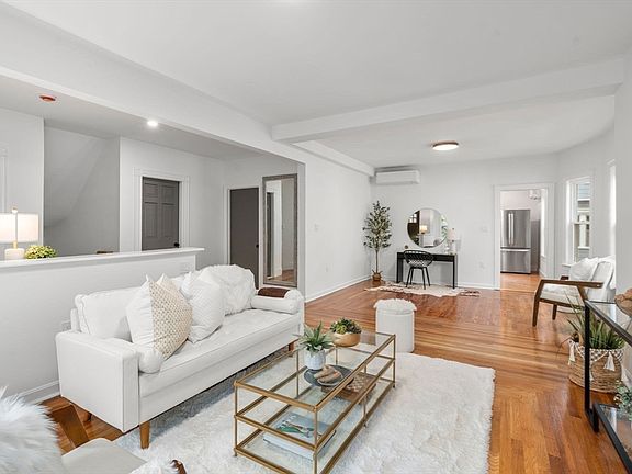 3rd image of 22 Charnwood Rd #2