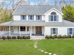 73 Glenview Dr, Southampton, NY 11968