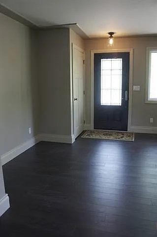 2 bed, 1.0 bath, 800 sqft, $1,300 — Photo 2