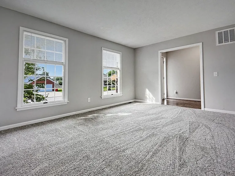 250 Savannah Dr #250 — Photo 8