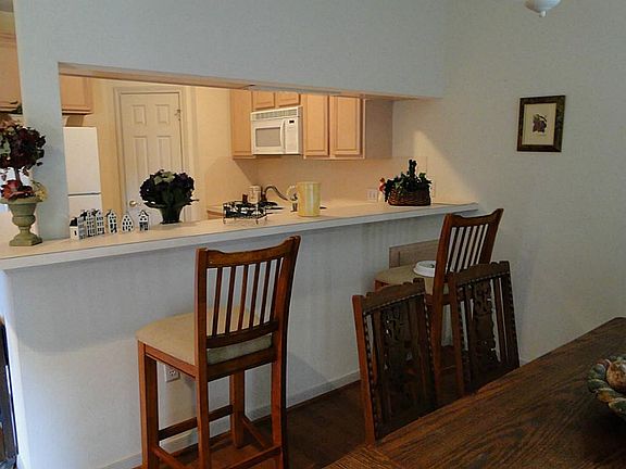 3rd image of 12565 Melville Dr Unit 112