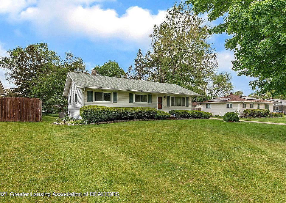 1st image of 308 Woodhaven Dr