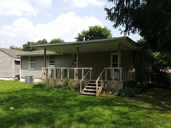 5th image of 738 Wesleyan Ave
