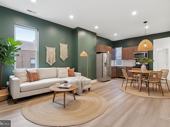 Living room/ Dining Room. Open Space