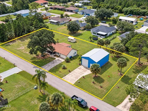 528 Tropicaire Ave SW, Palm Bay, FL 32908