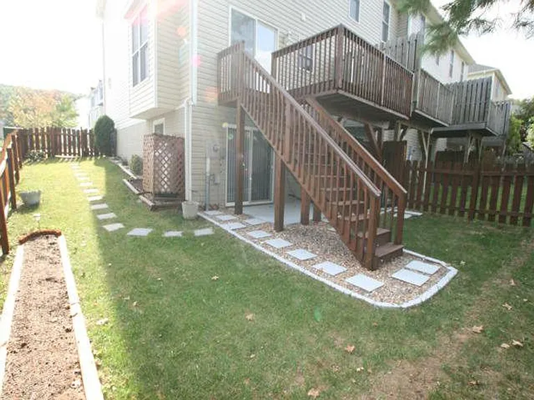 801 Merlins Way — Photo 2
