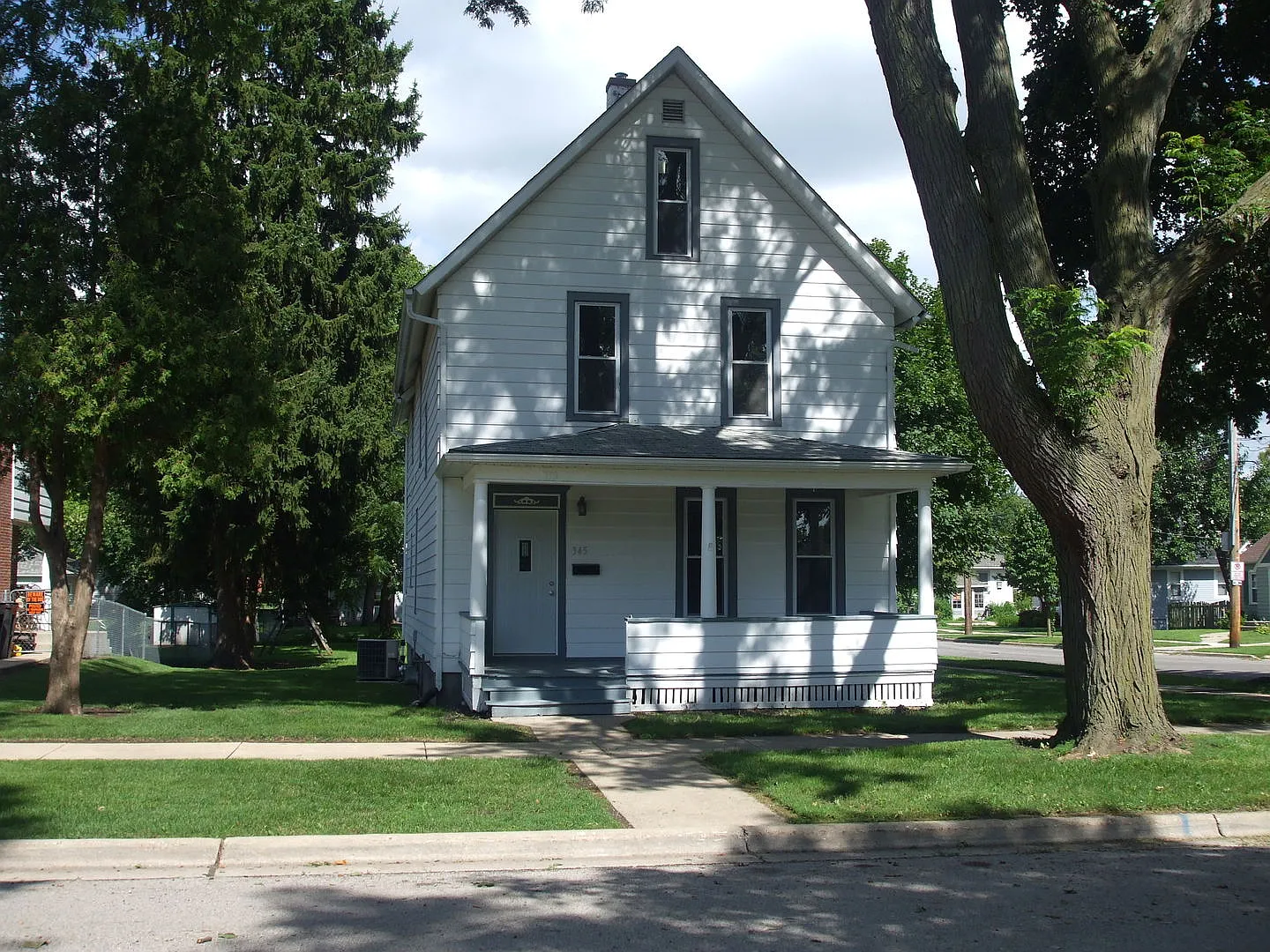 345 Orchard St photo 1