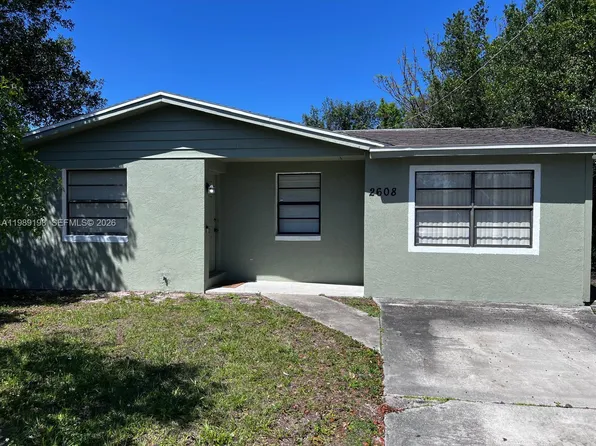 2608 E 97th Ave, Tampa, FL 33612