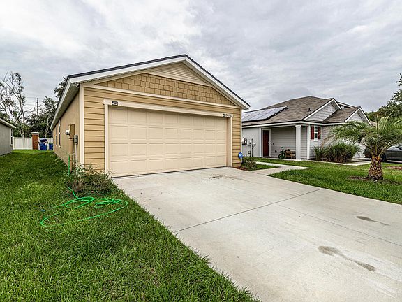 4th image of 9036 Kipper Dr