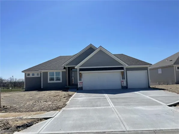4923 NE 93rd St, Kansas City, MO 64156