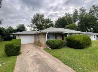 2513 E 8th St, Bloomington, IN 47408