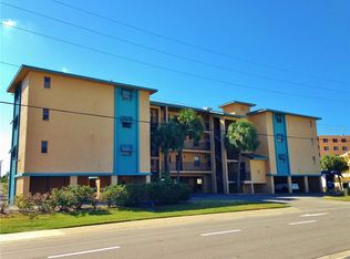 145 116th Ave APT 204, Treasure Island, FL 33706