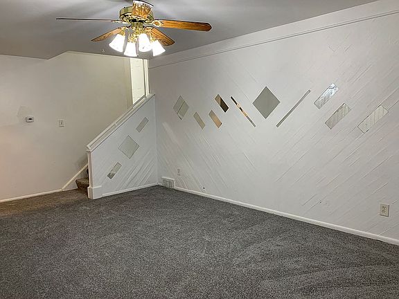 5th image of 27021 Norma Dr